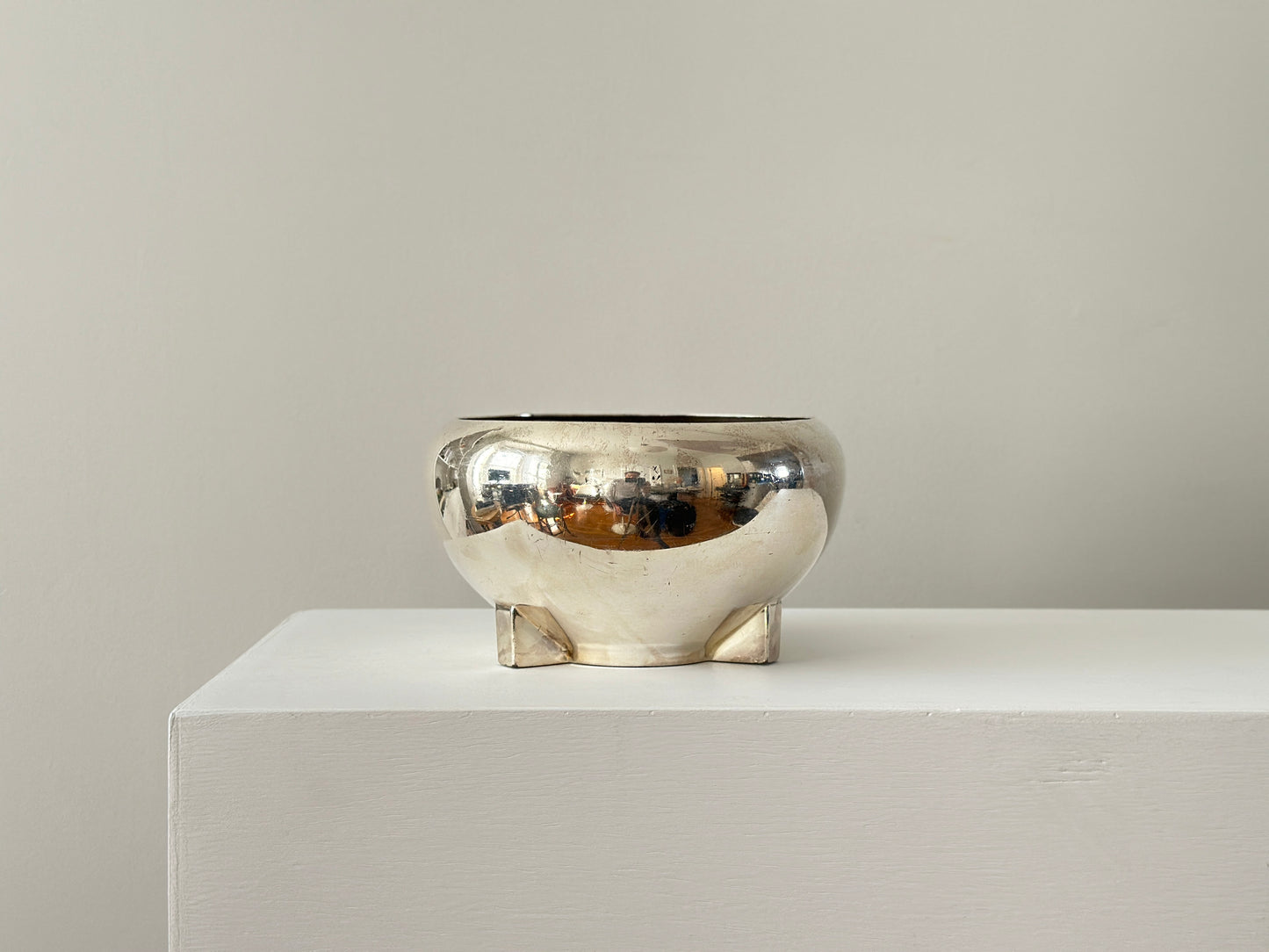 1936 – Art Deco silver plated footed bowl by Reed & Barton