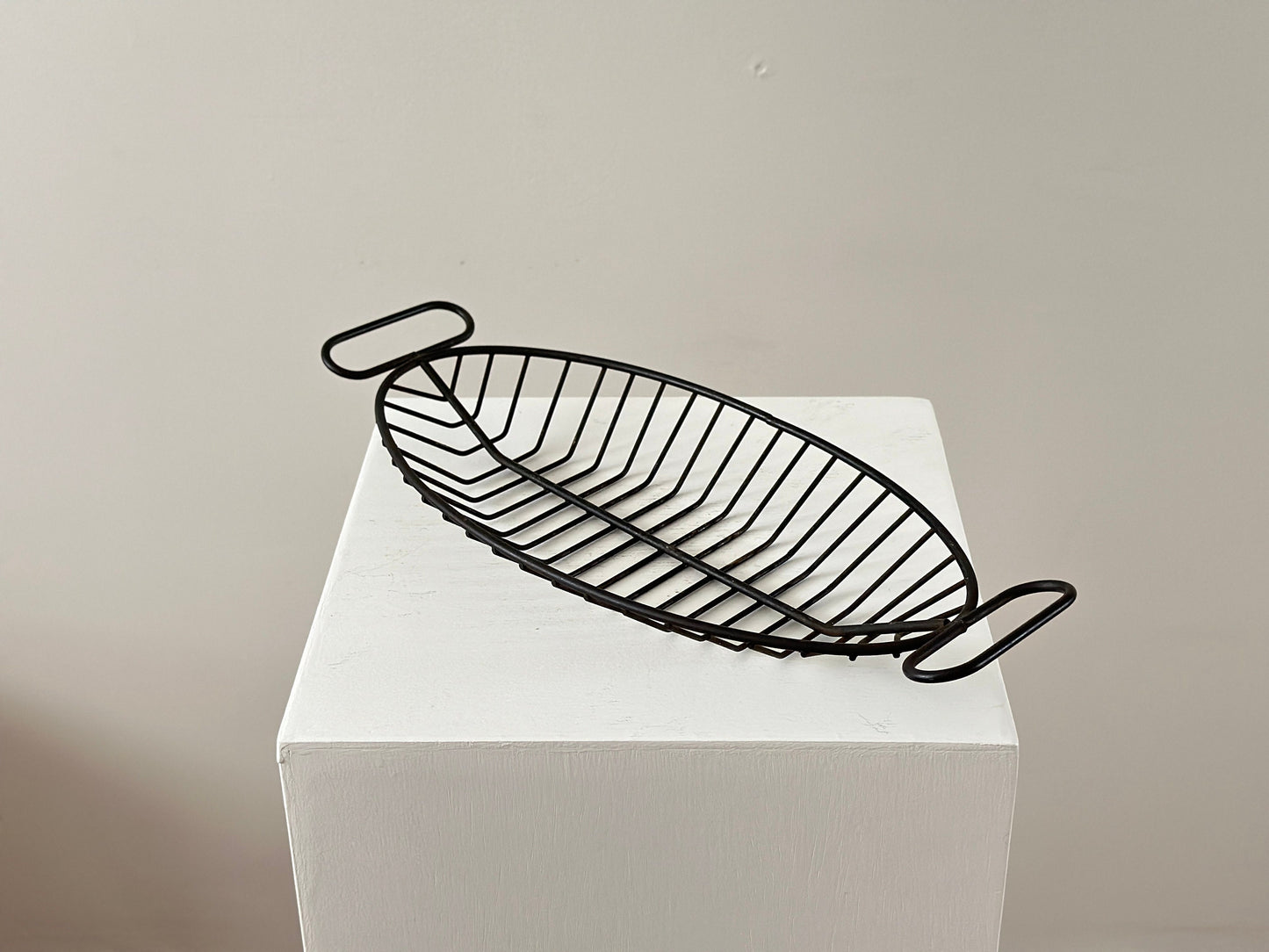 1960s – Mid Century iron tray or fruit basket