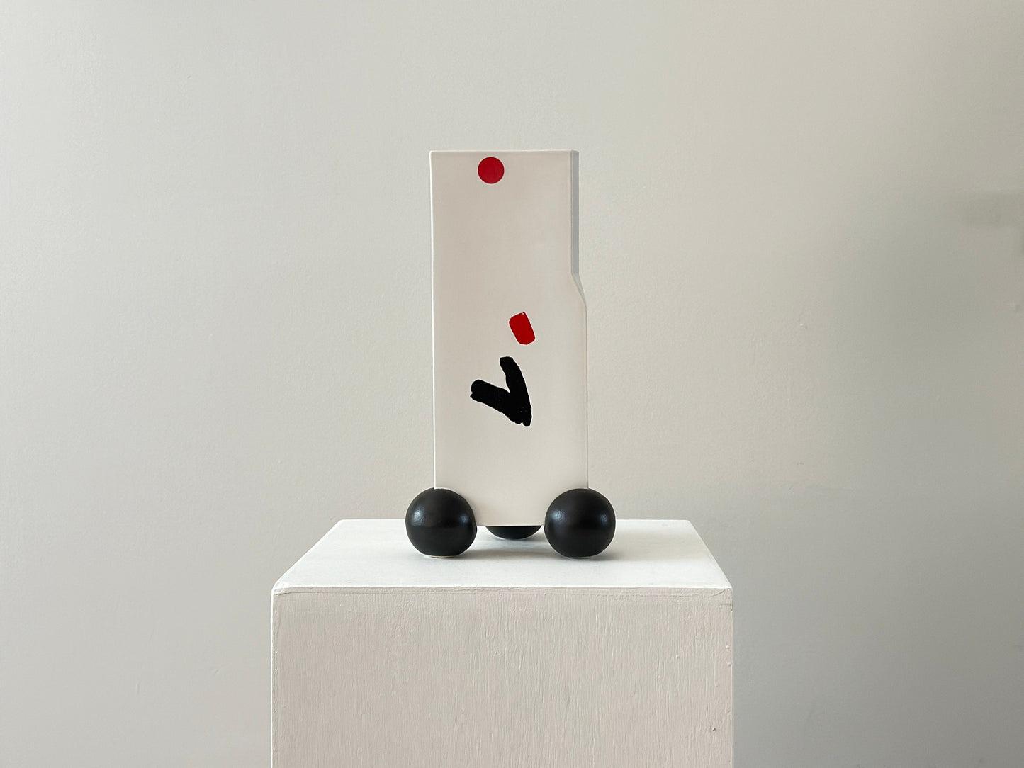 1980s – Limited edition Post Modern vase by Heide Warlamis - Vienna Collection 78 of 500