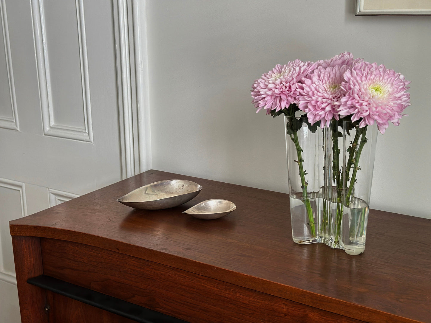 1955 – Tapio Wirkkala silver leaf dishes for Kultakeskus Oy
