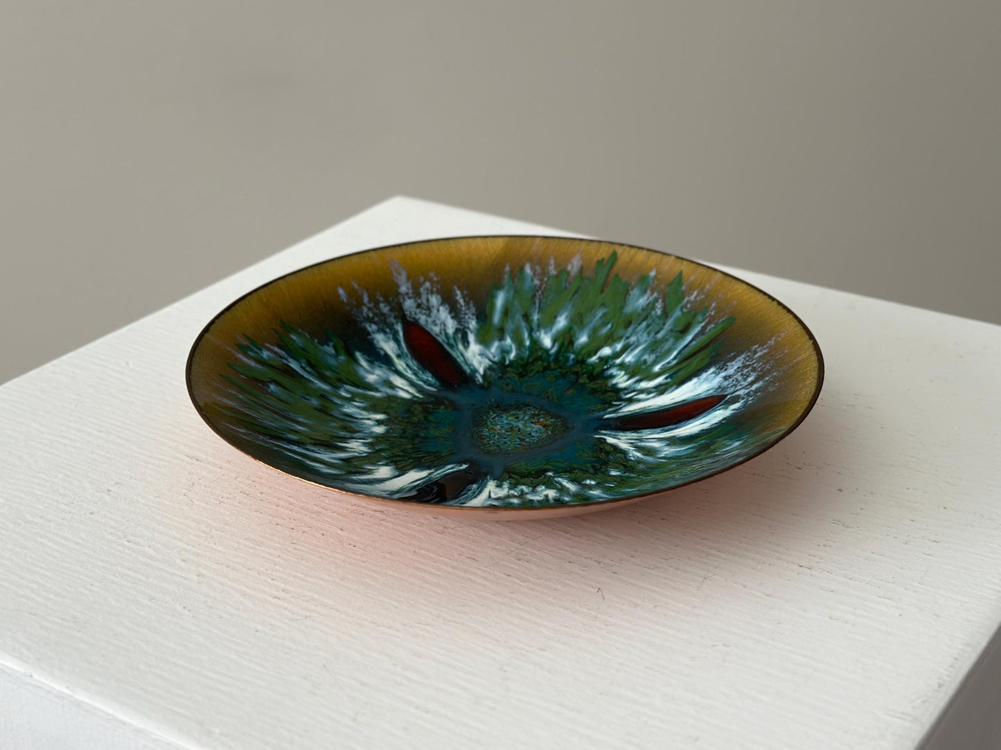 1960s – Mid Century art enamel dish or catch all by Edwards Star