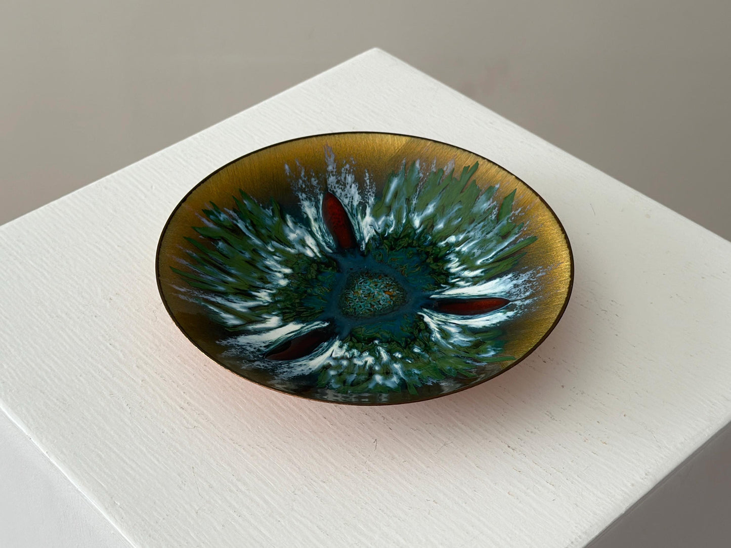 1960s – Mid Century art enamel dish or catch all by Edwards Star