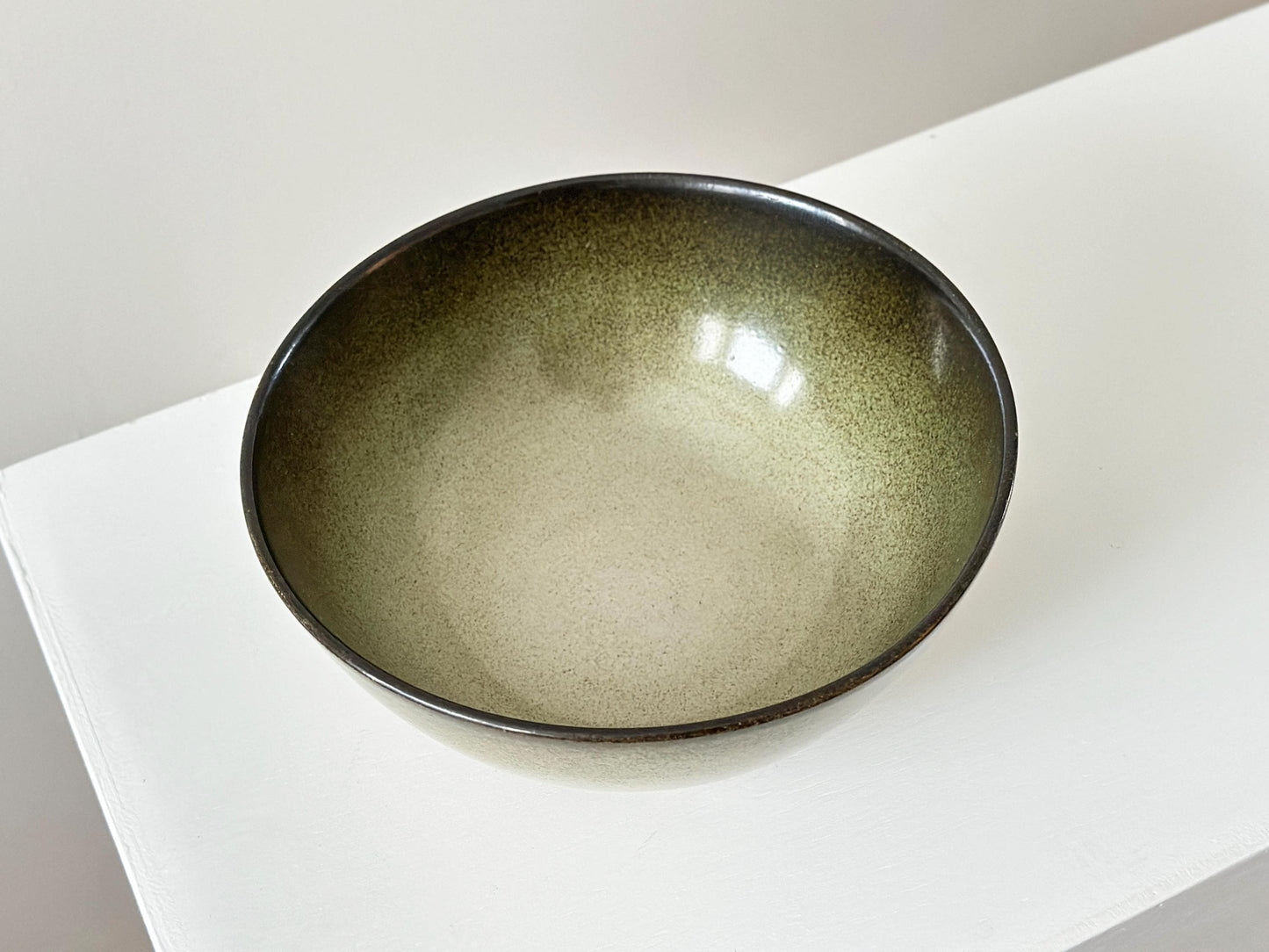 1950s – Heath ceramics Sea and Sand Ombre green 8" bowl
