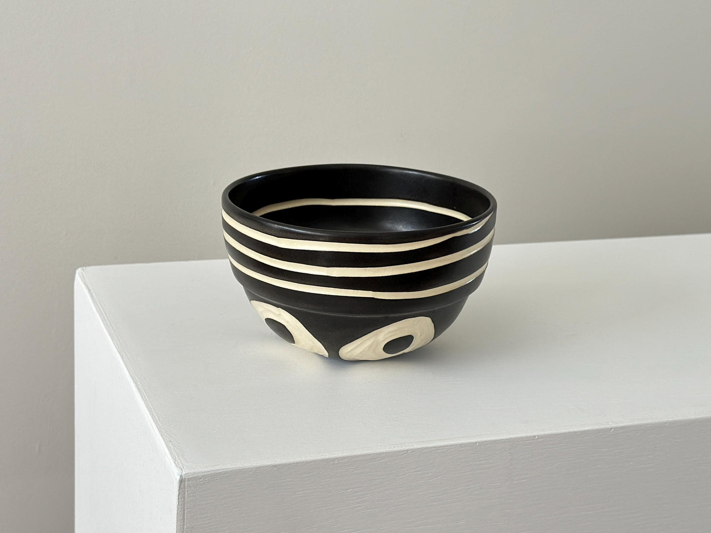 1993 – Ceramic bowl with high contrast geometric design by Kathy Erteman