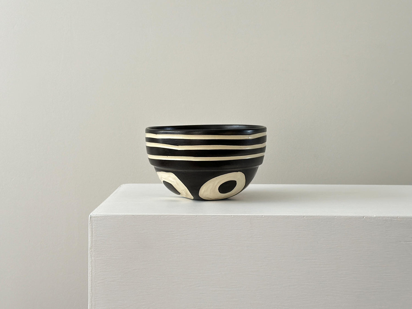 1993 – Ceramic bowl with high contrast geometric design by Kathy Erteman