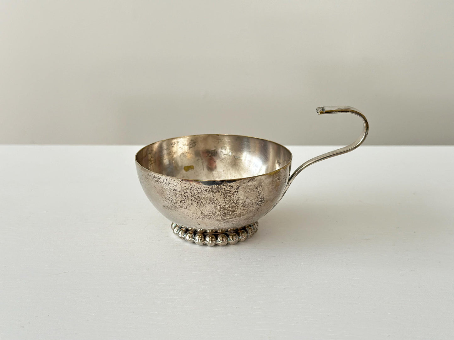 Set of vintage modernist silverplate small bowls made in Italy for sugar and cream or trinkets