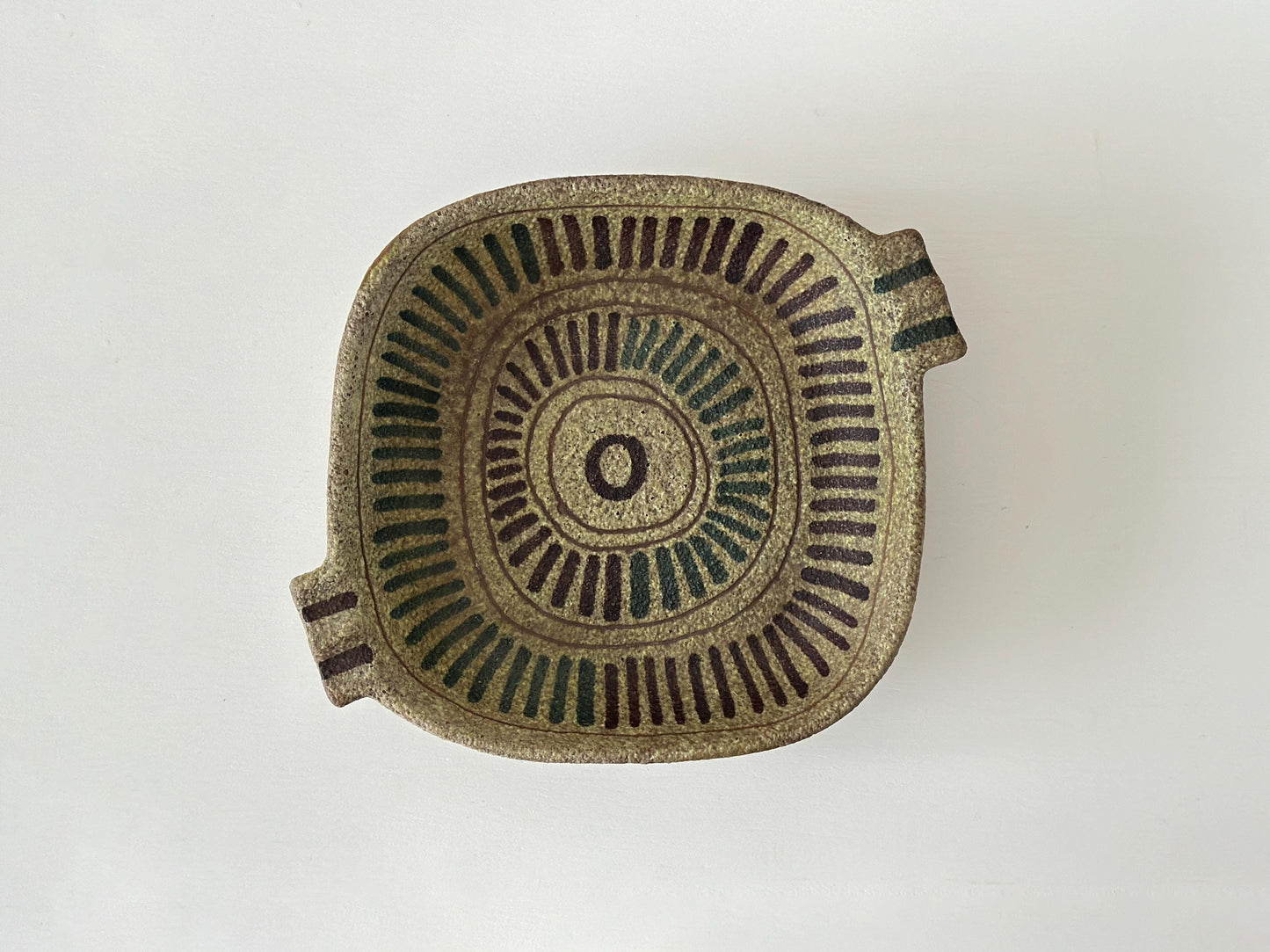 1960s – Alvino Bagni ceramic ashtray with sunburst design