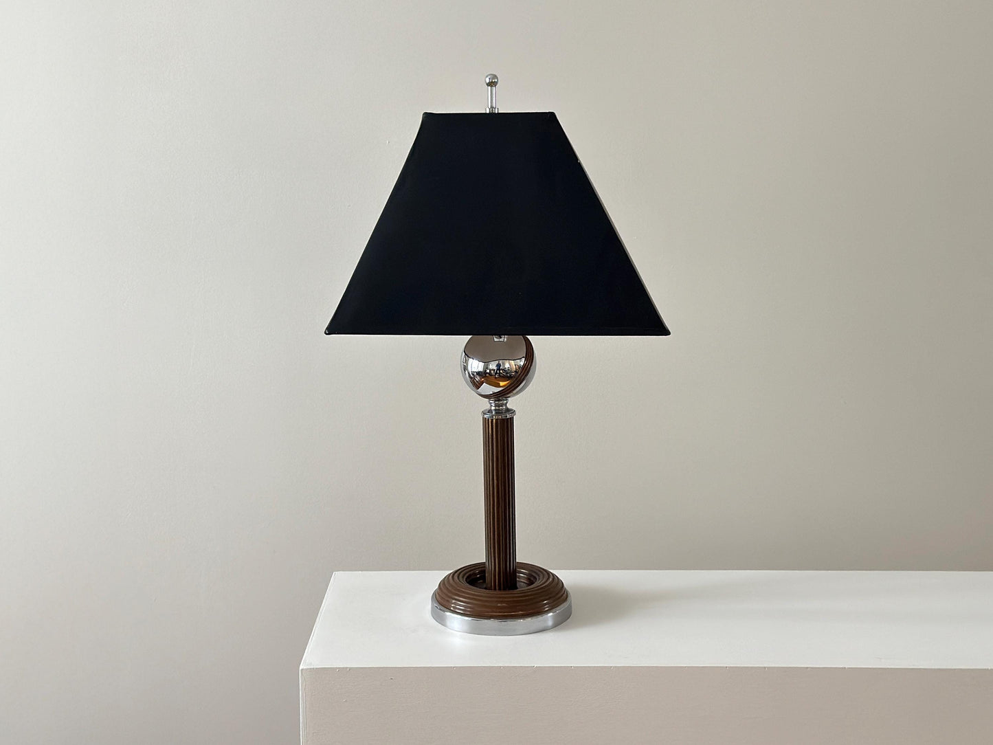 1930s – Art Deco Worlds Fair Saturn lamp