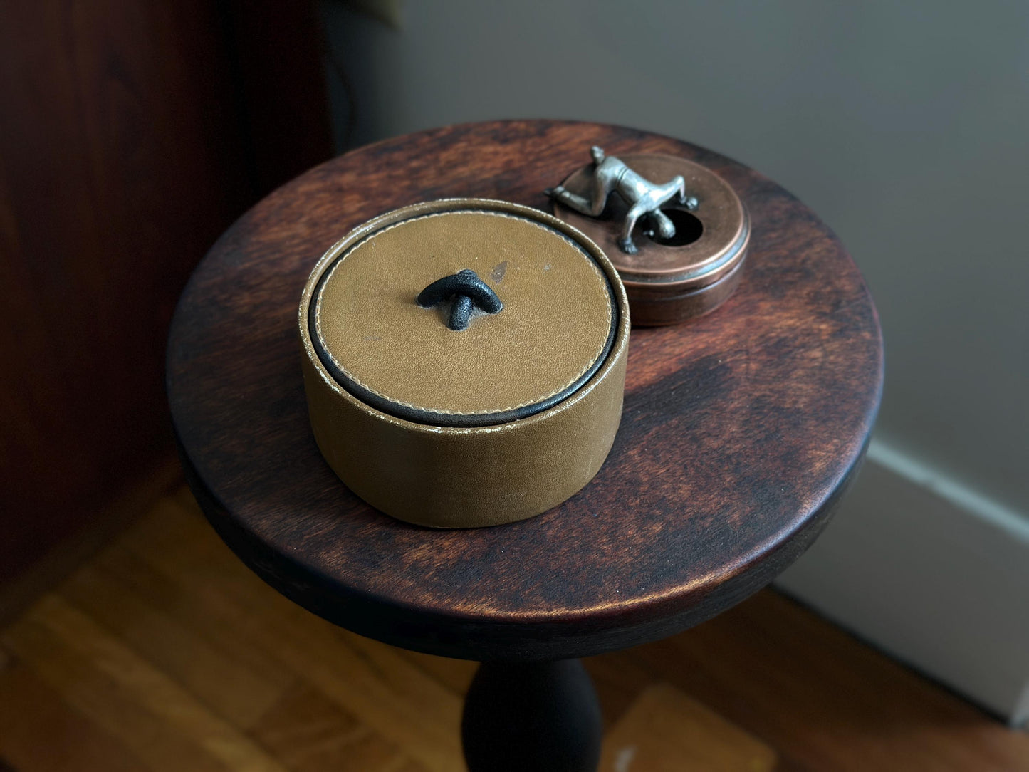 Scarce vintage Dunhill leather trinket box