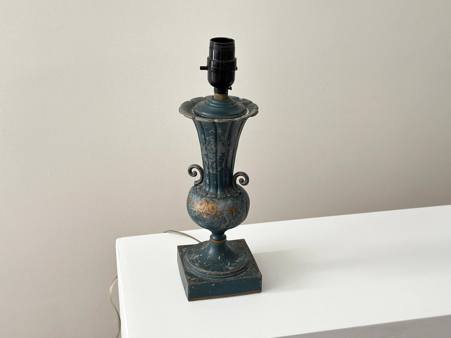 Vintage painted urn table lamp with scroll handles