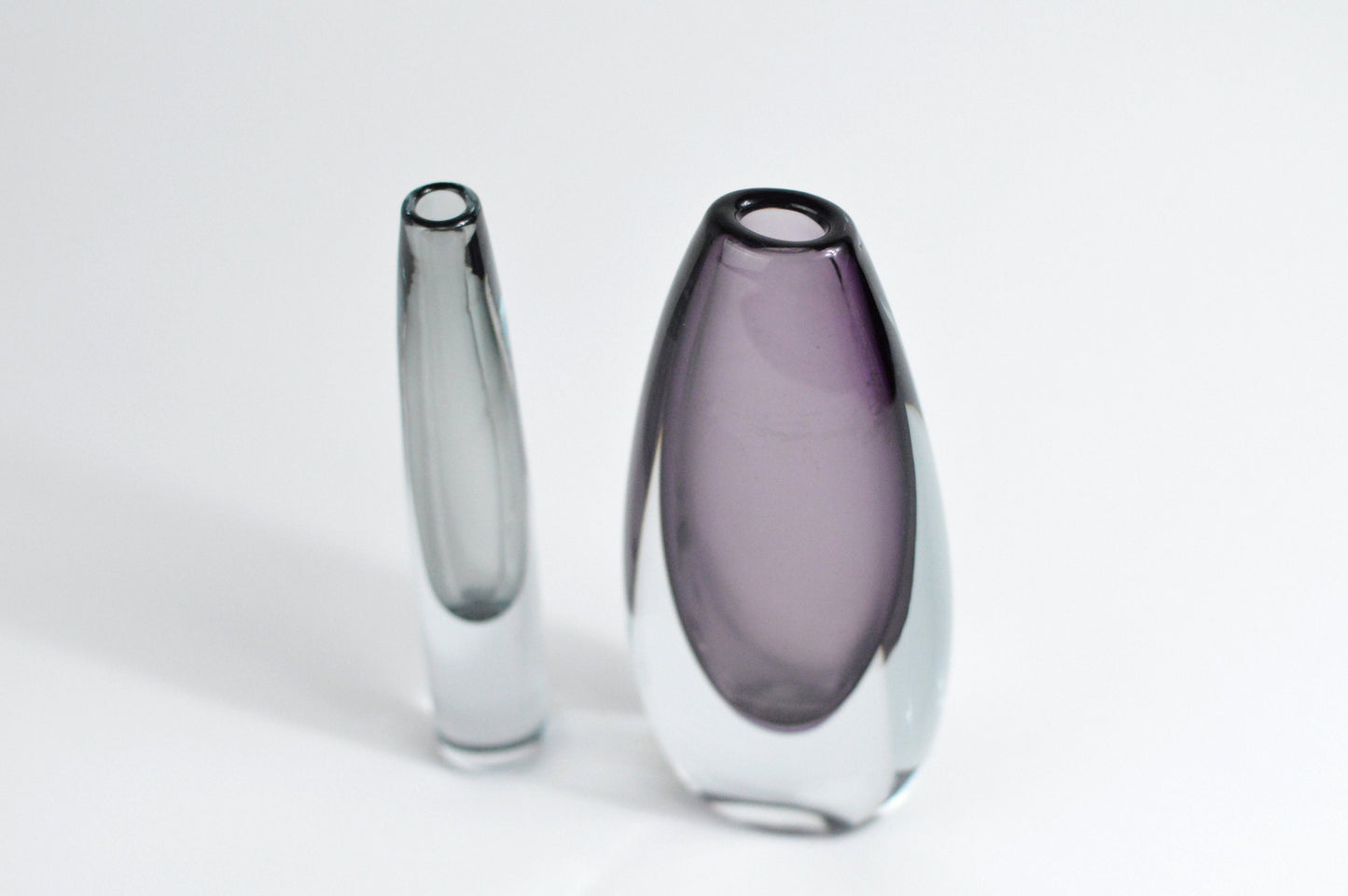 1950s– Pair of Sommerso glass vases from Sweden by Asta Stromberg and Gunnar Nylund for Strömbergshyttan