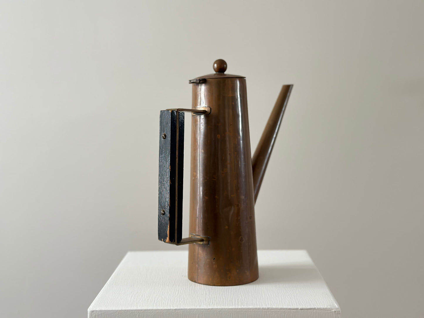 1950s – Large copper coffee pot or watering can with a bauhaus design