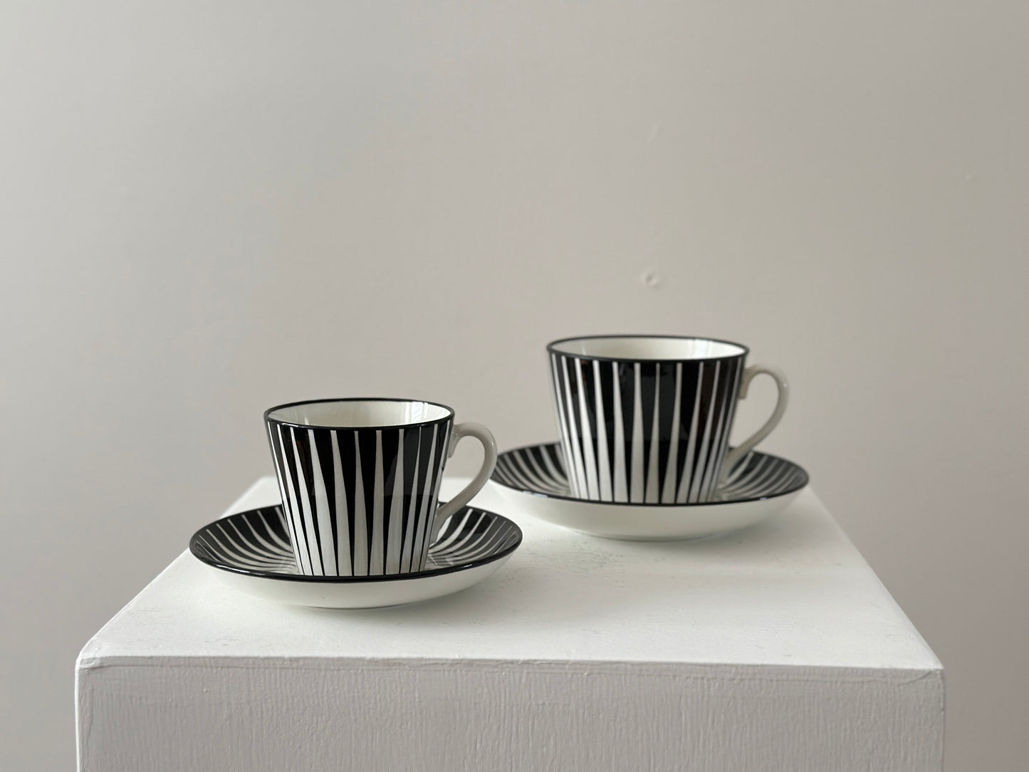 1955 – Upsala-Ekeby 3 inch "Zebra" porcelain coffee cup and saucer by Eugen Trost