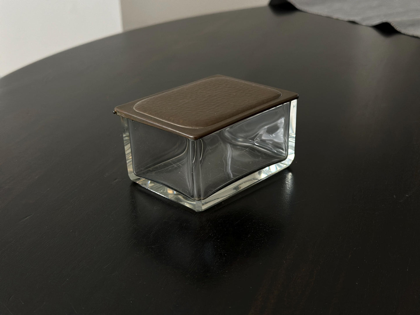 1920s - German flat edge crystal and hammered brass hinged box