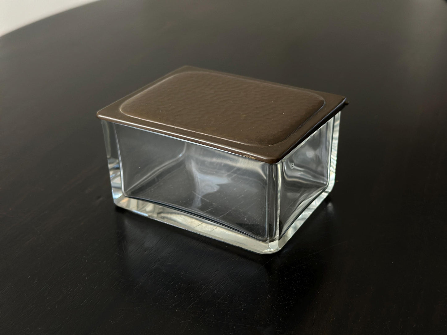 1920s - German flat edge crystal and hammered brass hinged box