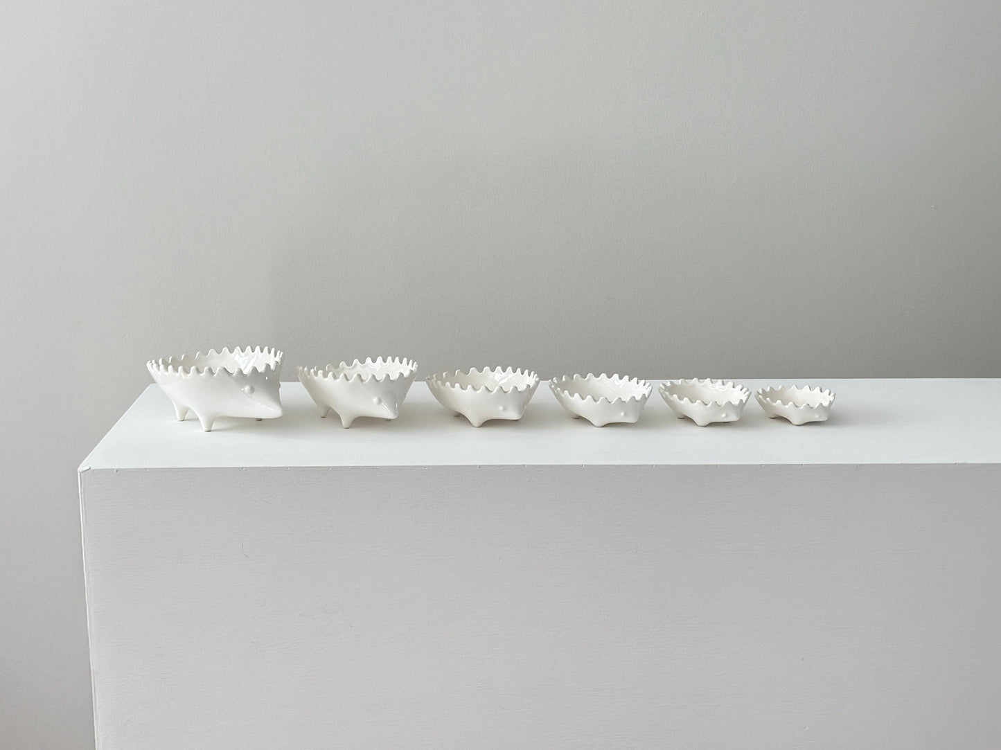 1960s – Nested set of hedgehog trays